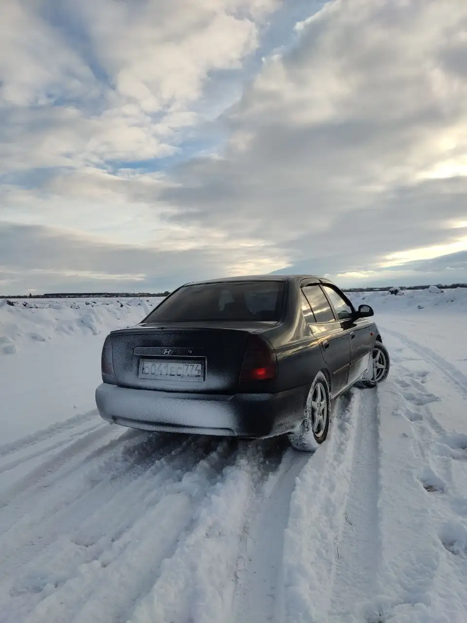 Продам Hyundai Accent 6 года выпуска с полной комплектацией - Легковые автомобили (Авто) в Магнитогорск