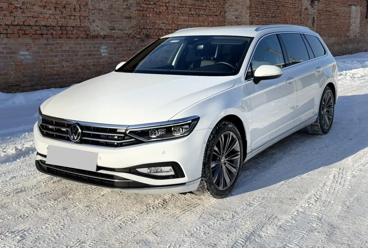 Volkswagen Passat 2022 в универсале - Легковые автомобили (Авто) в Магнитогорск