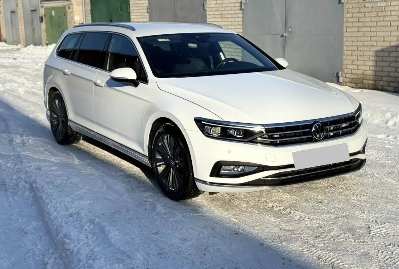 Volkswagen Passat 2022 в универсале - Легковые автомобили (Авто) в Магнитогорск