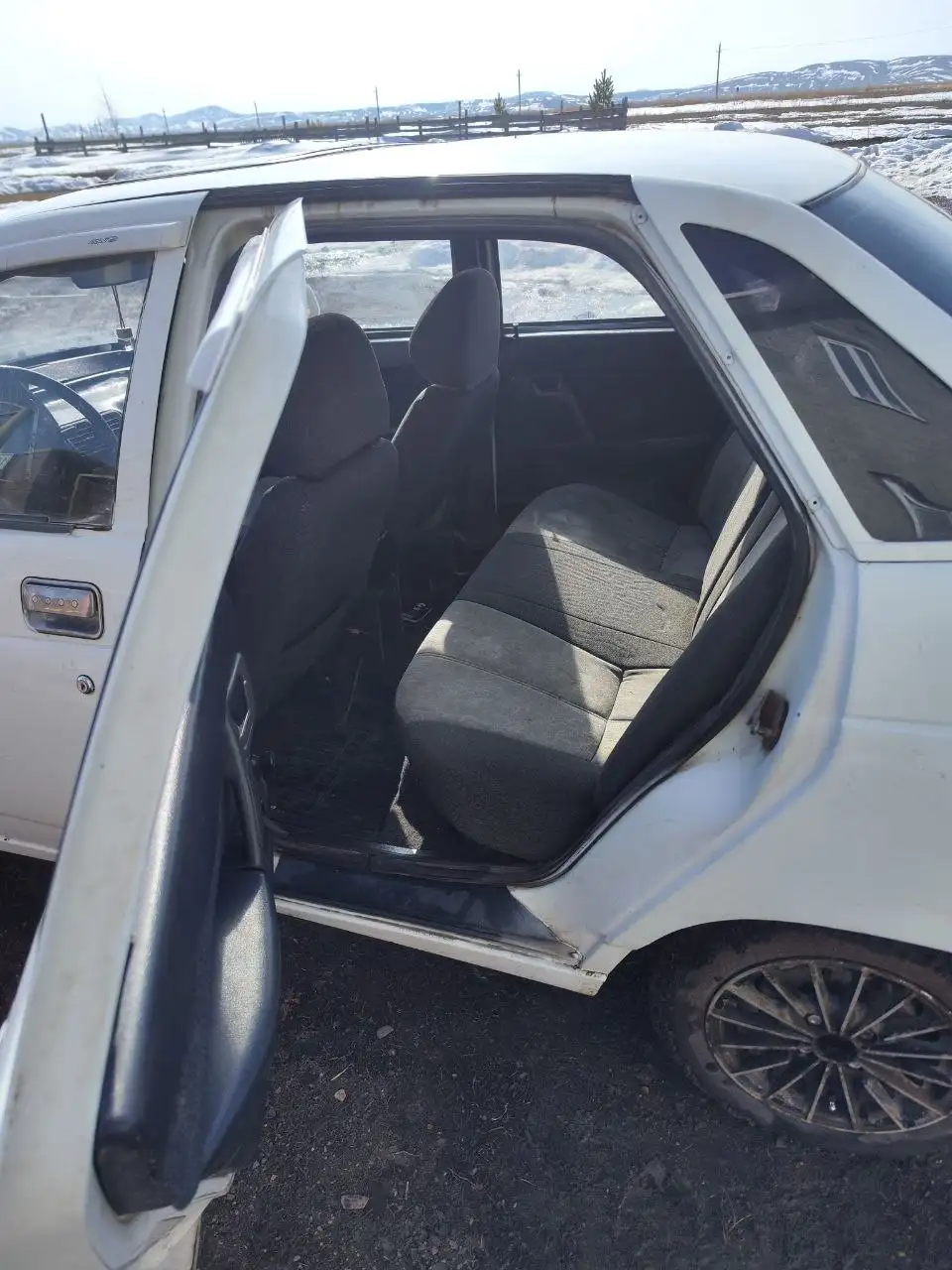 Продам ВАЗ 2110 белого цвета - Легковые автомобили (Авто) в Магнитогорск