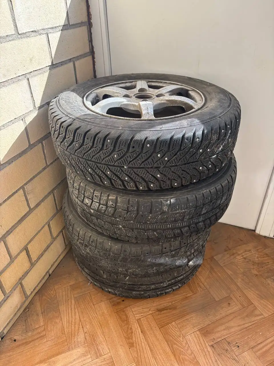 Продажа дисков R13 - Запчасти (Авто) в Магнитогорск