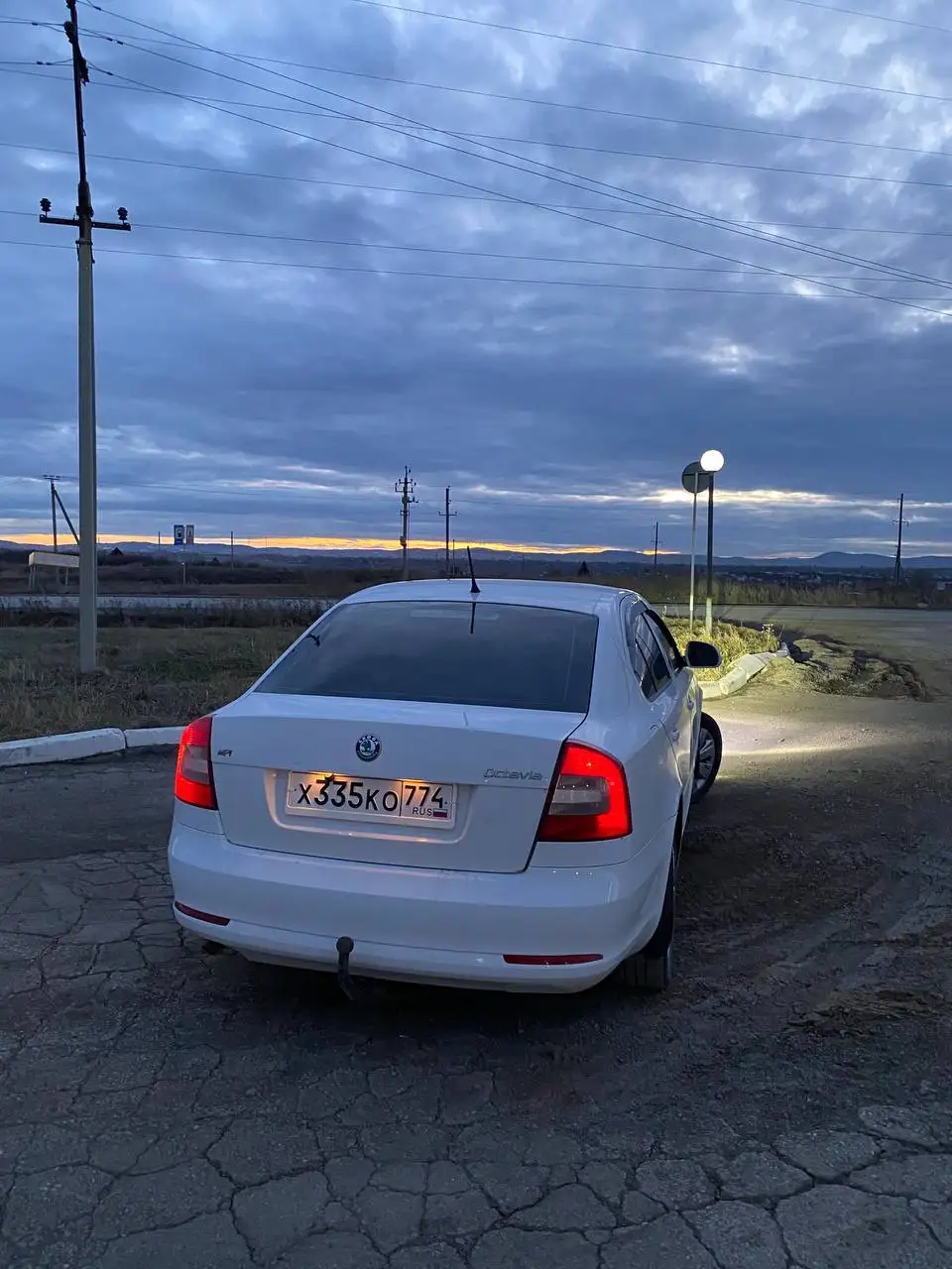 Автомобиль 2011 года выпуска, двигатель 1.6, автомат - Авто в Магнитогорск