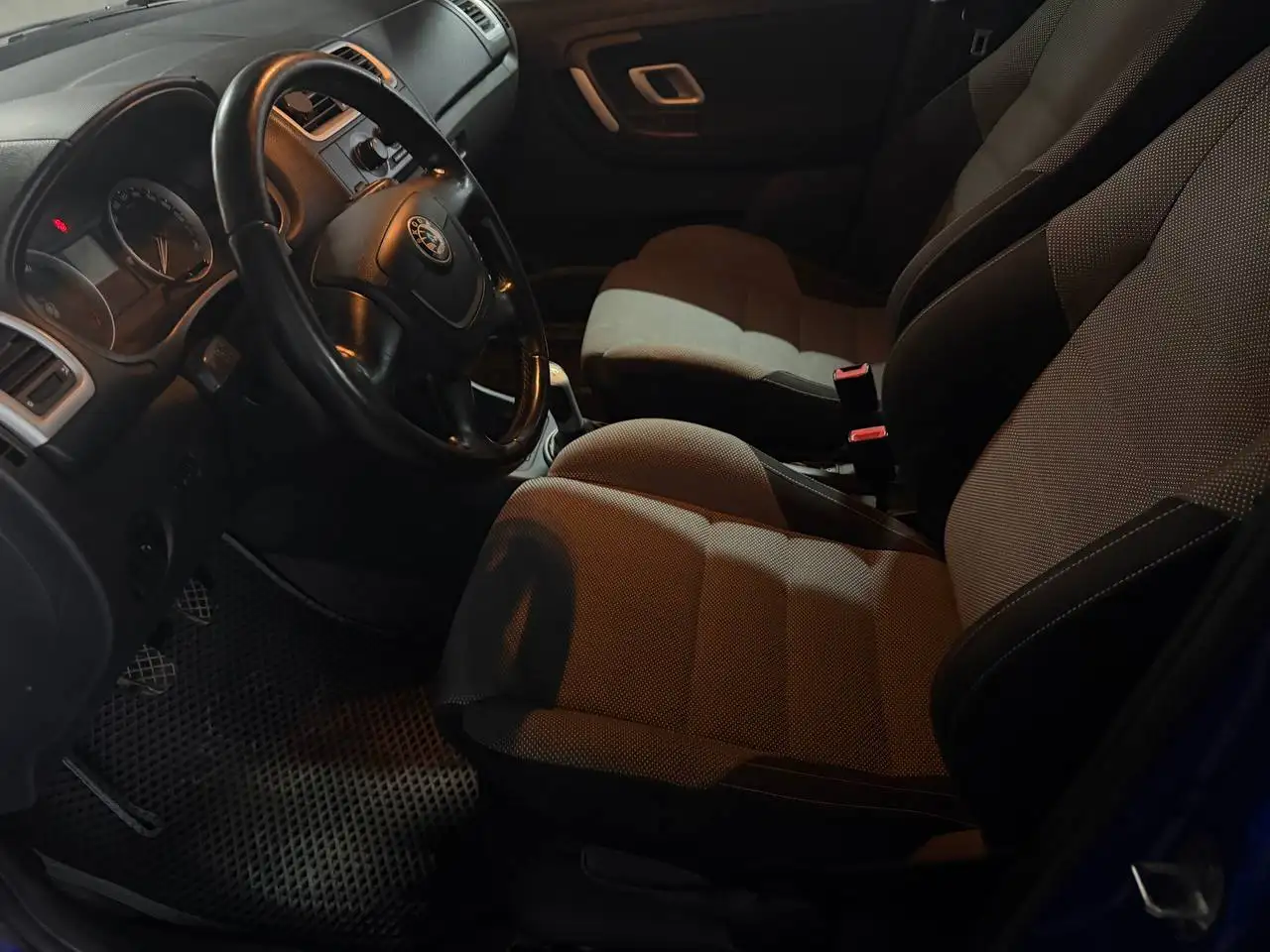 Skoda Fabia 2010 - Легковые автомобили (Авто) в Казань