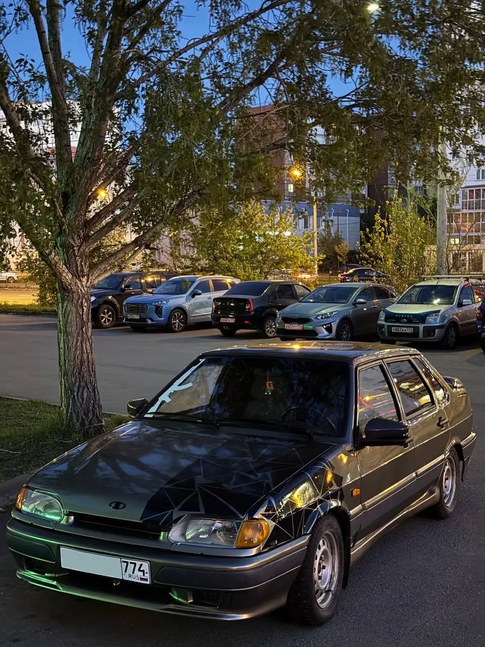 Автомобиль 2002 года в отличном состоянии - Авто в Магнитогорск