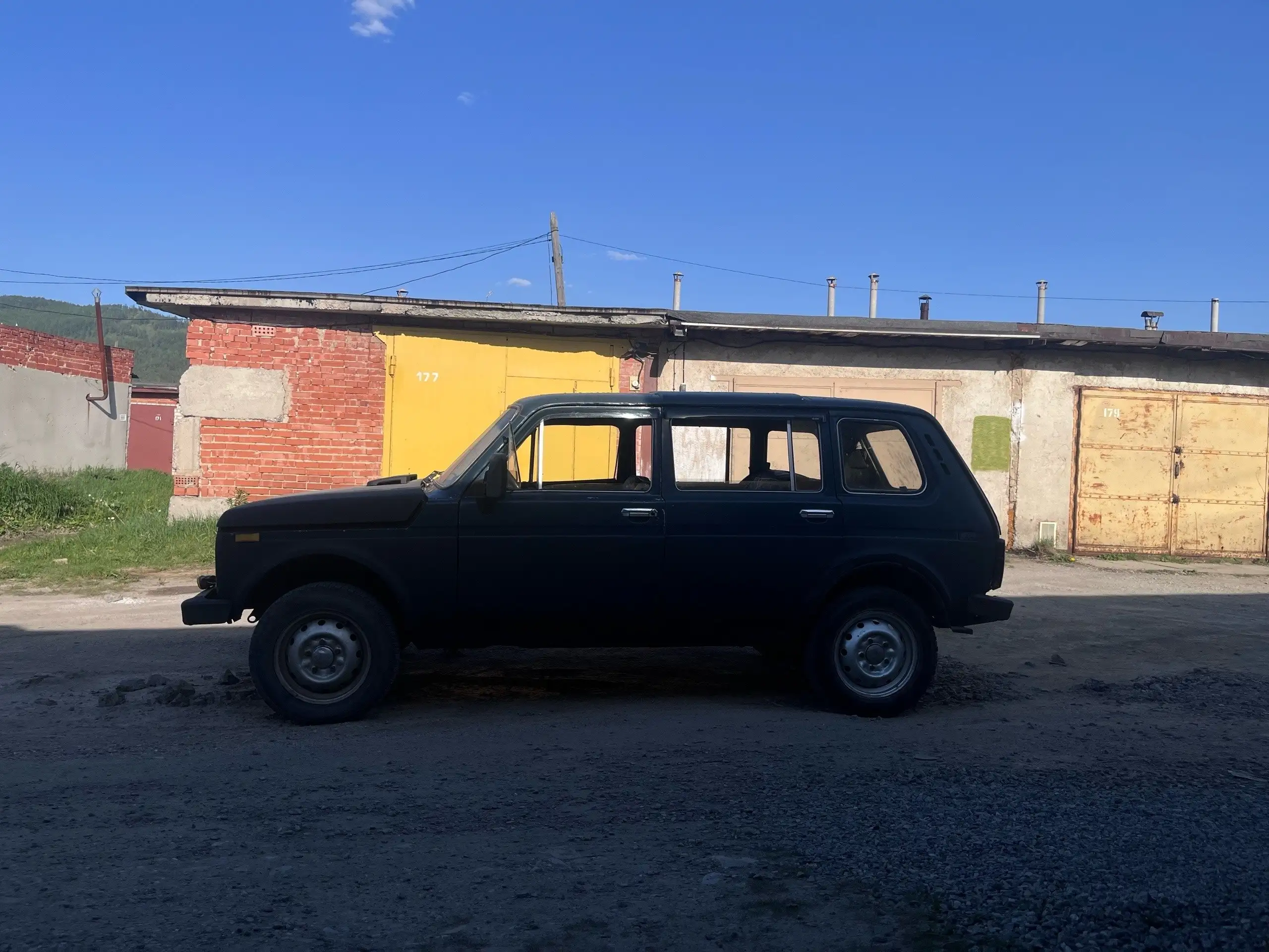 Продажа Нива в Миассе - Легковые автомобили (Авто) в Миасс