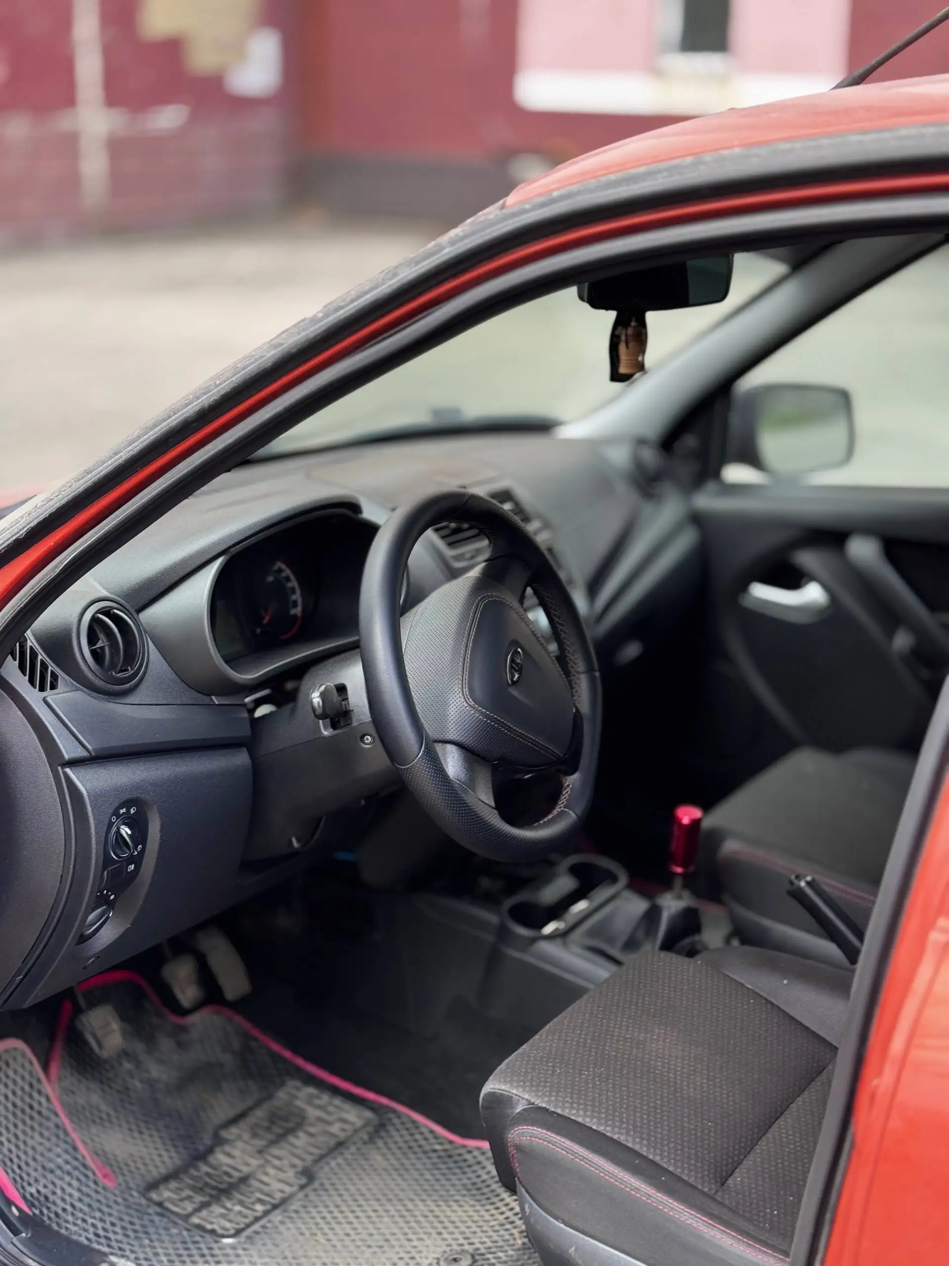 Lada Kalina 2013 - Легковые автомобили (Авто) в Челябинск