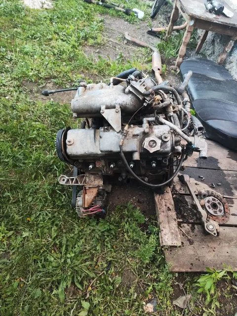 Продам движок, коробку и запчасти на ВАЗ 2110 - Авто в Магнитогорск