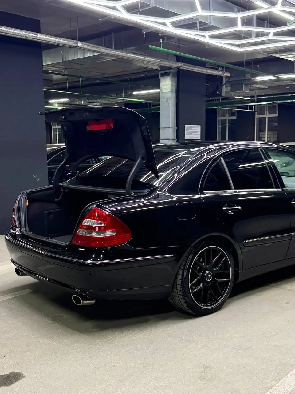 Mercedes Benz W211 2.6 автомат 177 сил - Авто в Казань