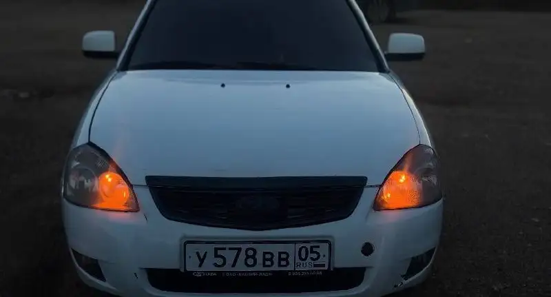 Продажа автомобиля ВАЗ Приора 2 - Легковые автомобили (Авто) в Магнитогорск