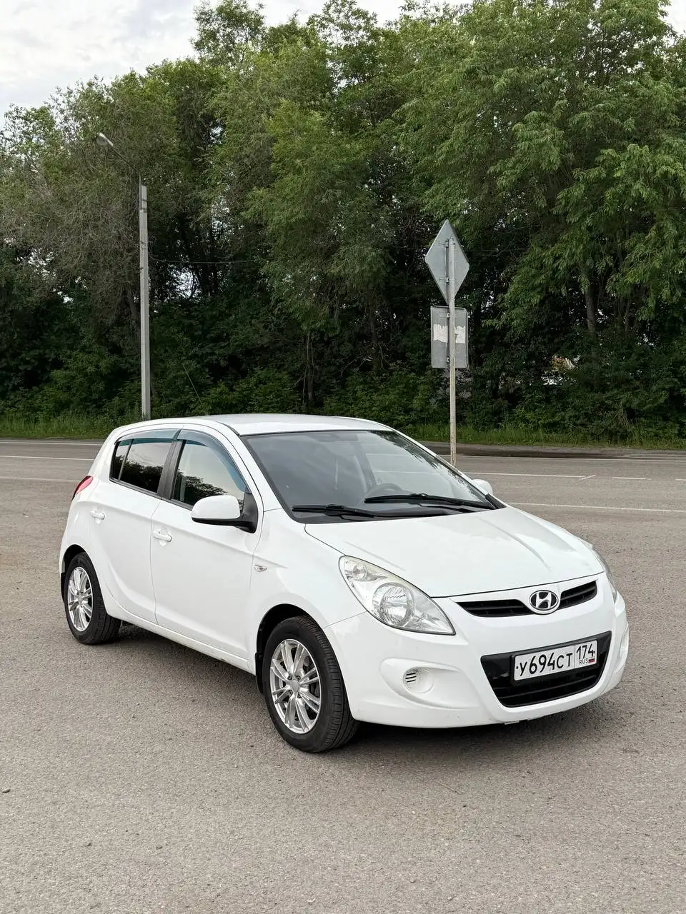 Hyundai i20 2010 г.в. - Легковые автомобили (Авто) в Магнитогорск