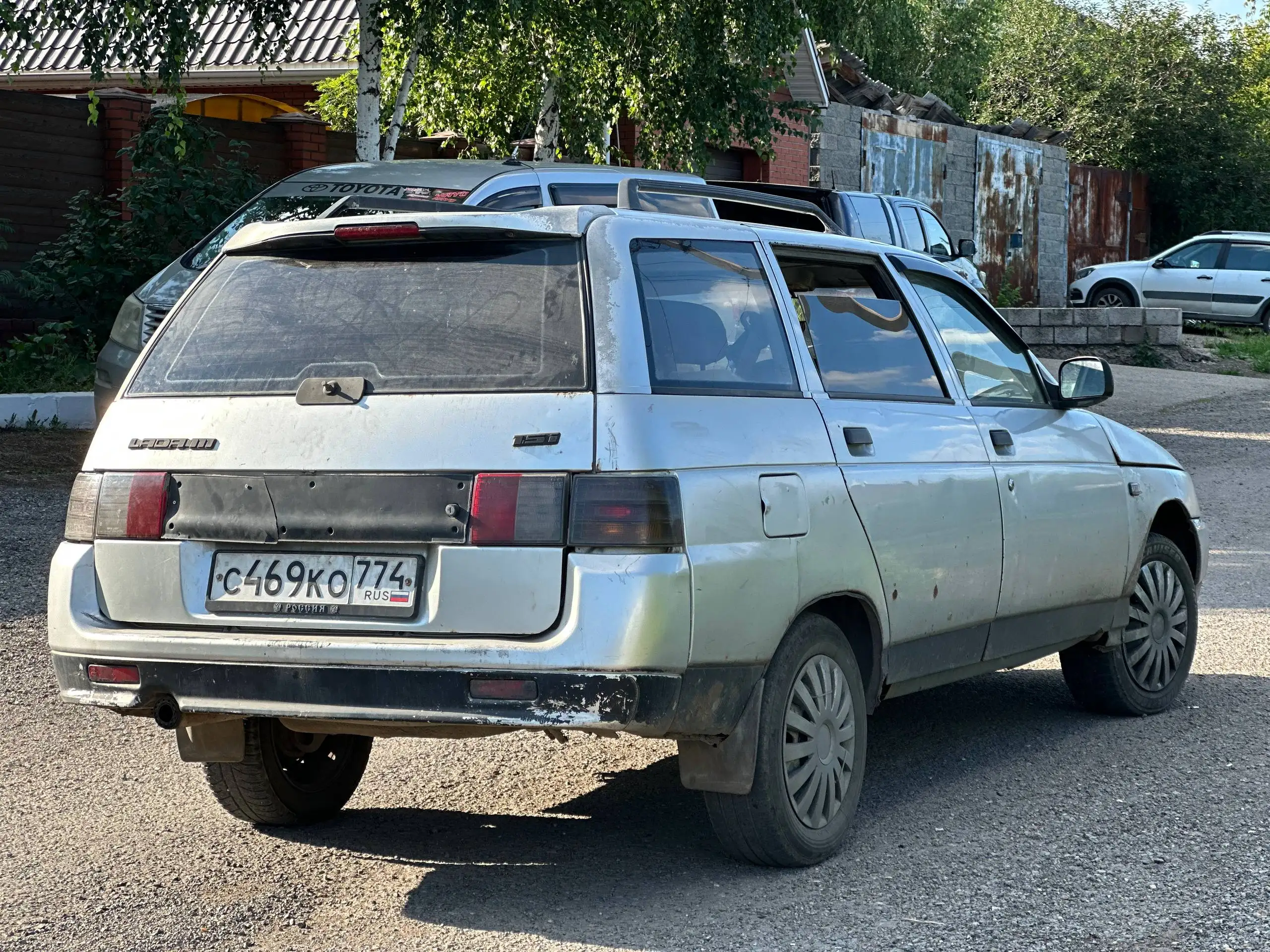 Автомобиль 2003 года на ходу - Легковые автомобили (Авто) в Магнитогорск
