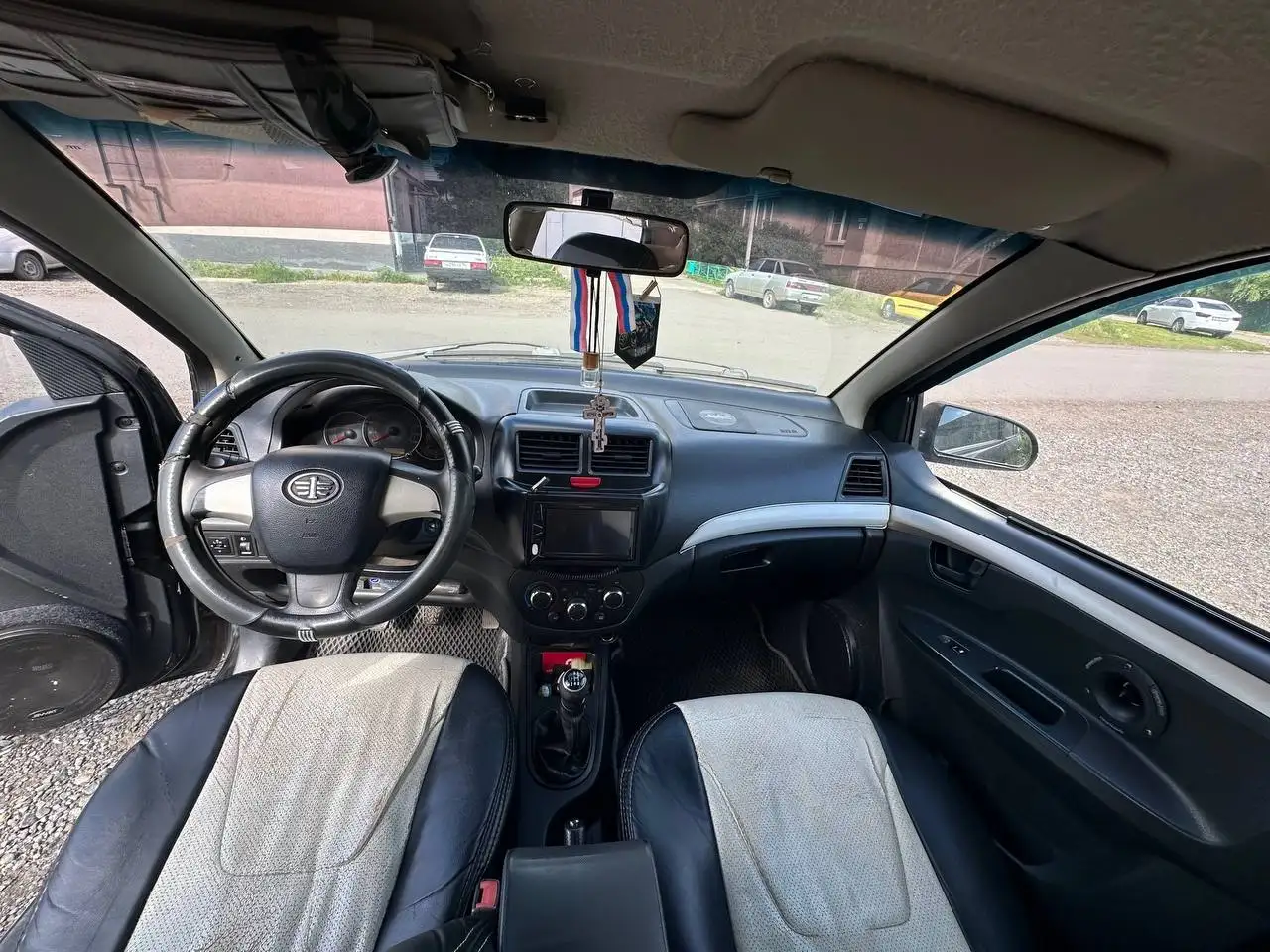 Продам FAW V5 2013 - Легковые авто (Авто) в Магнитогорск