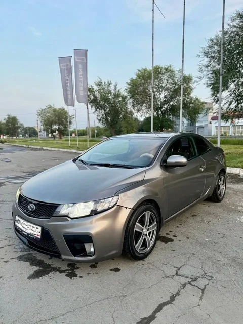 Kia Cerato Koup 2010 - Шины, диски и колёса в Челябинск