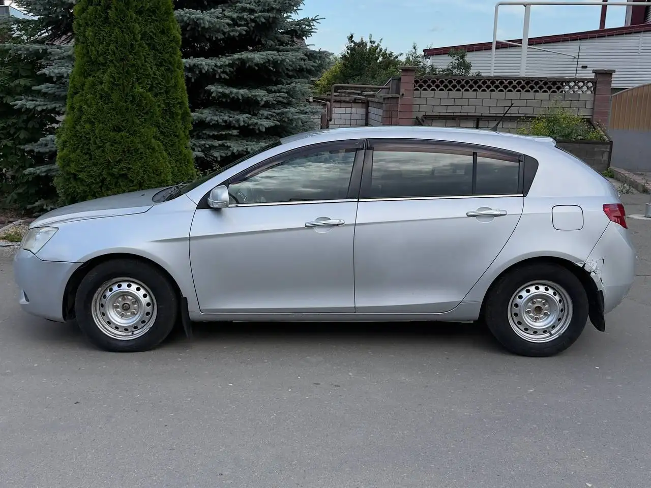 Geely Emgrand EC7 2013 года - Легковые автомобили (Авто) в Магнитогорск