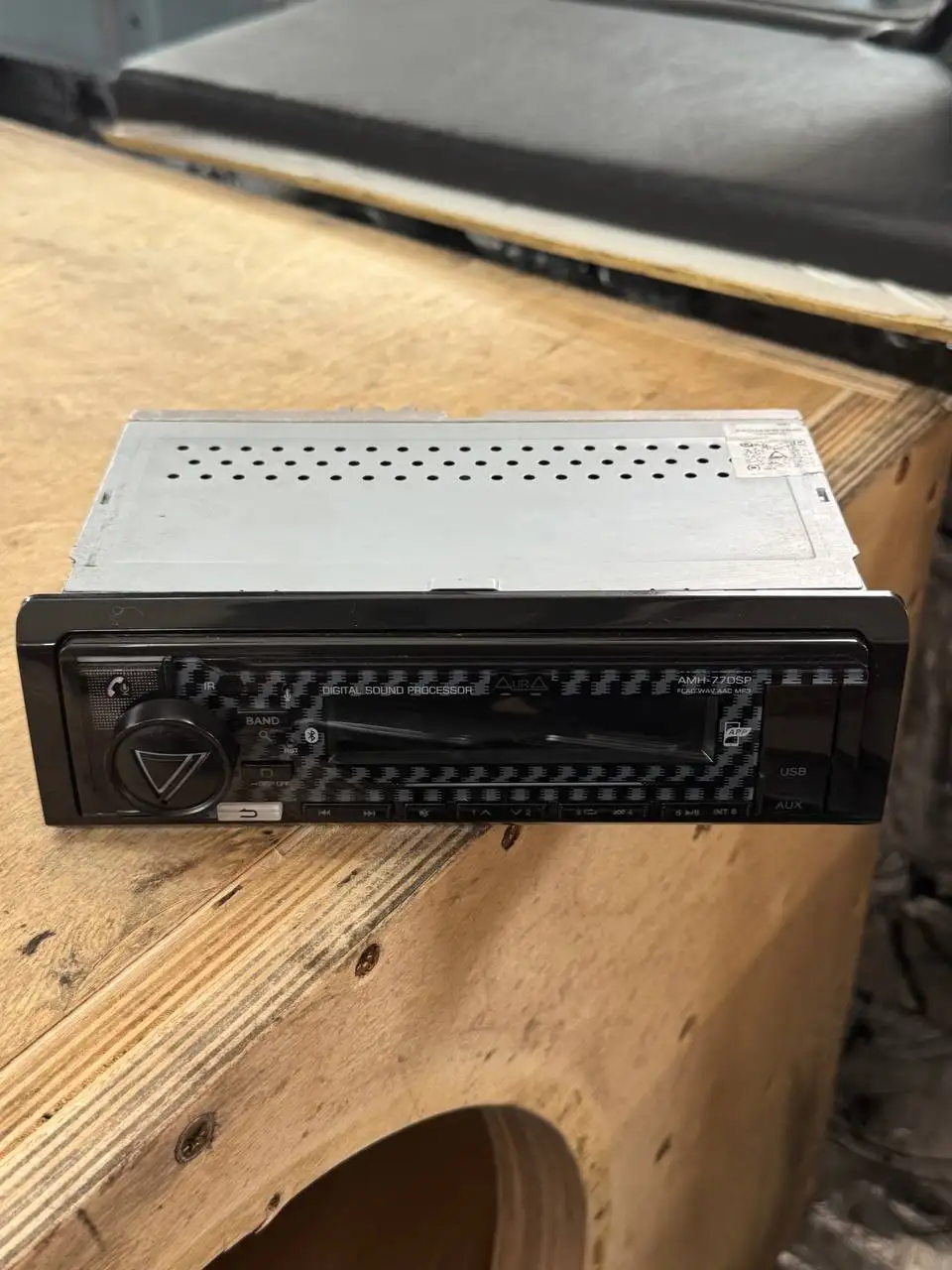 Продам процессорный мафон aura-amh77dsp - Автоаксессуары (Авто) в Магнитогорск