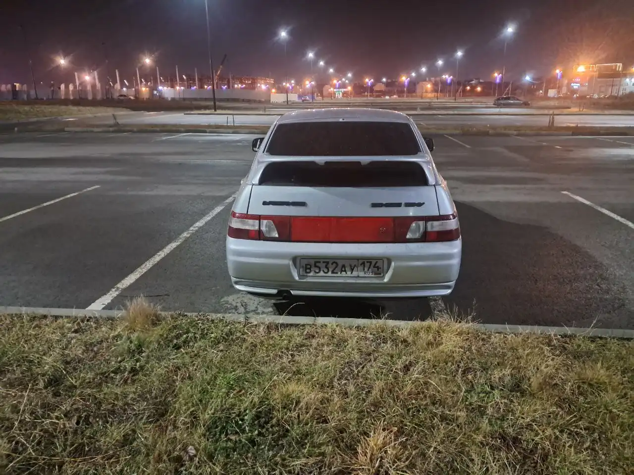 Продажа автомобиля с хорошим мотором и спортивными стойками