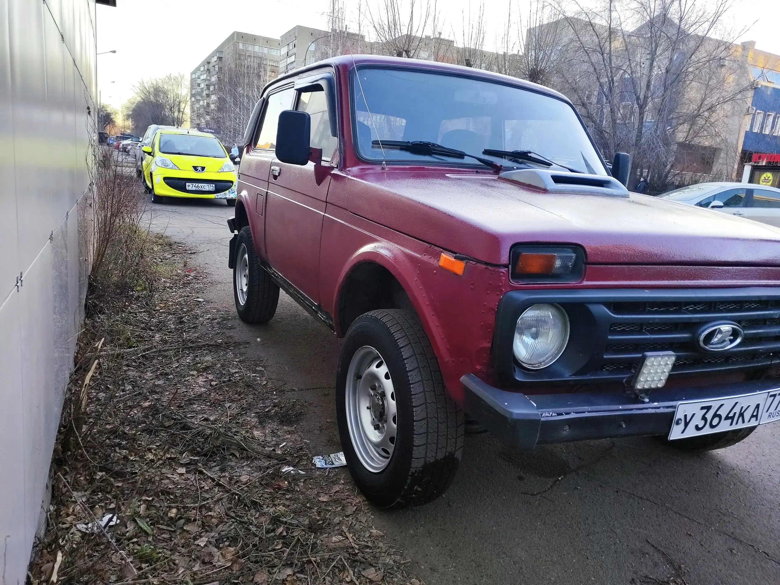 Продам Ниву 2002 года