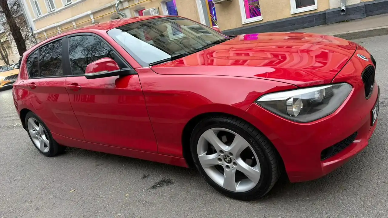 БМВ-1 2012 1.6 136л.с в Москве