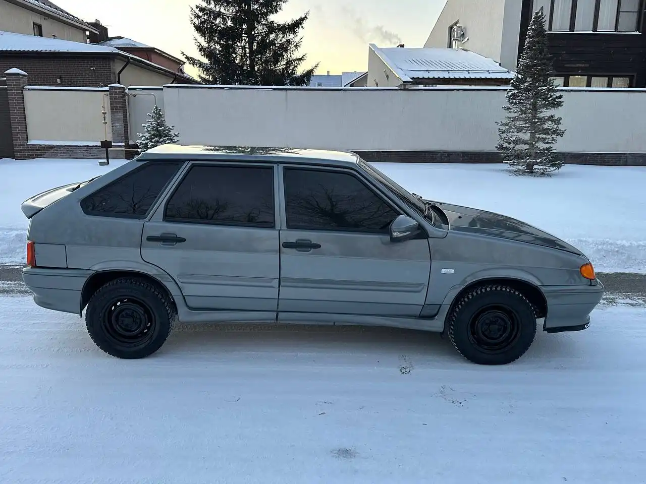 ВАЗ 2114 2010 года в отличном состоянии