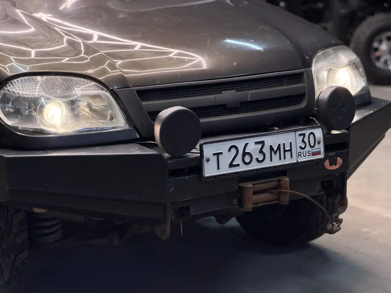 Шеви Нива 2010 с лебедкой и шноркелем