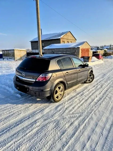 Продам Opel Astra H 2010 г.в. в хорошем состоянии - Автозвук в Магнитогорск