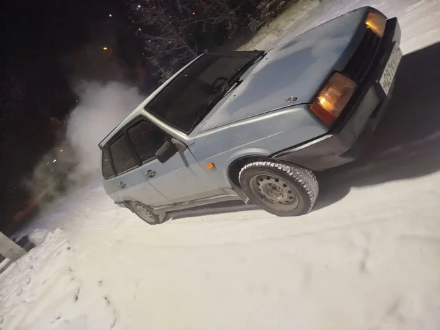 Продажа ВАЗ 2109 2002 года - Автозвук в Магнитогорск