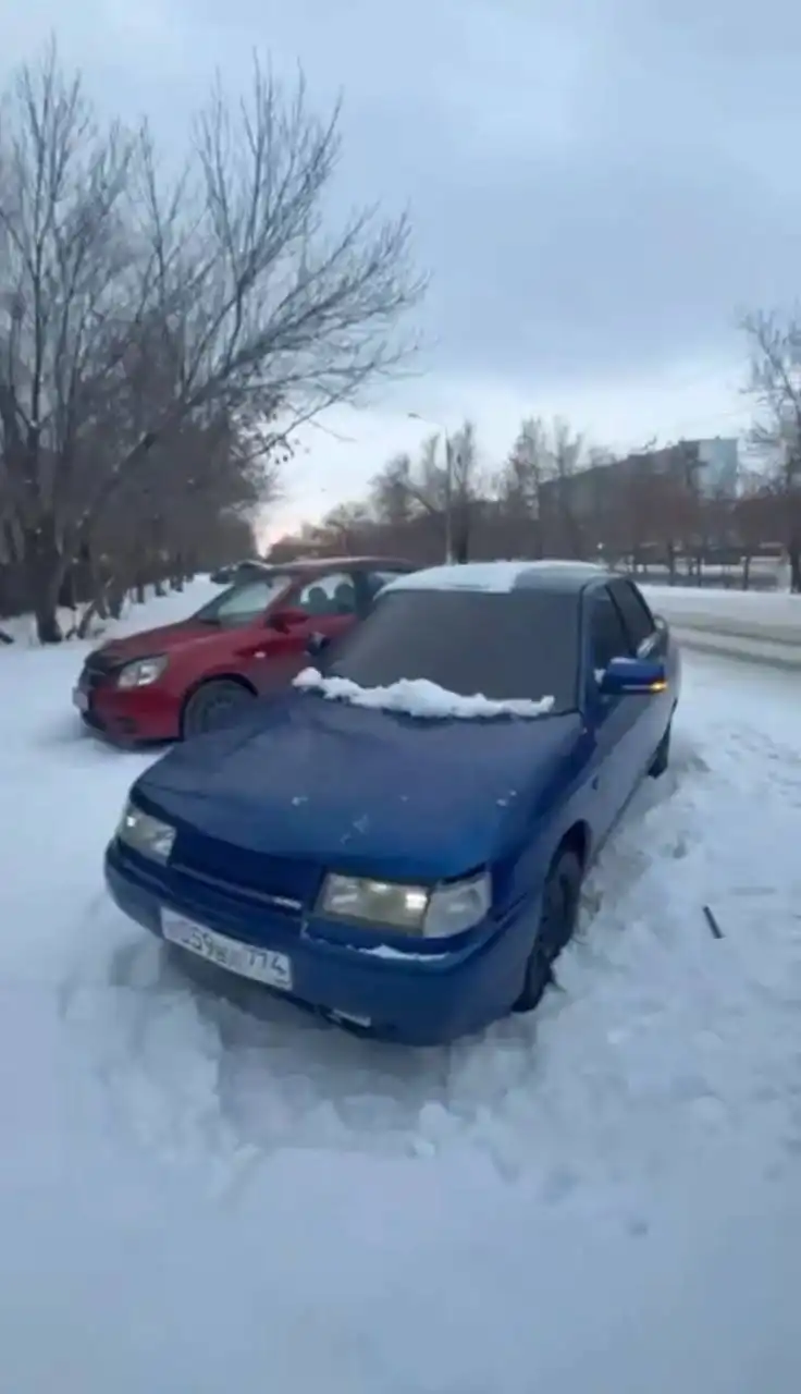 Продам-обменяю ВАЗ 2110 в красивом цвете - Легковые автомобили (Авто) в Магнитогорск