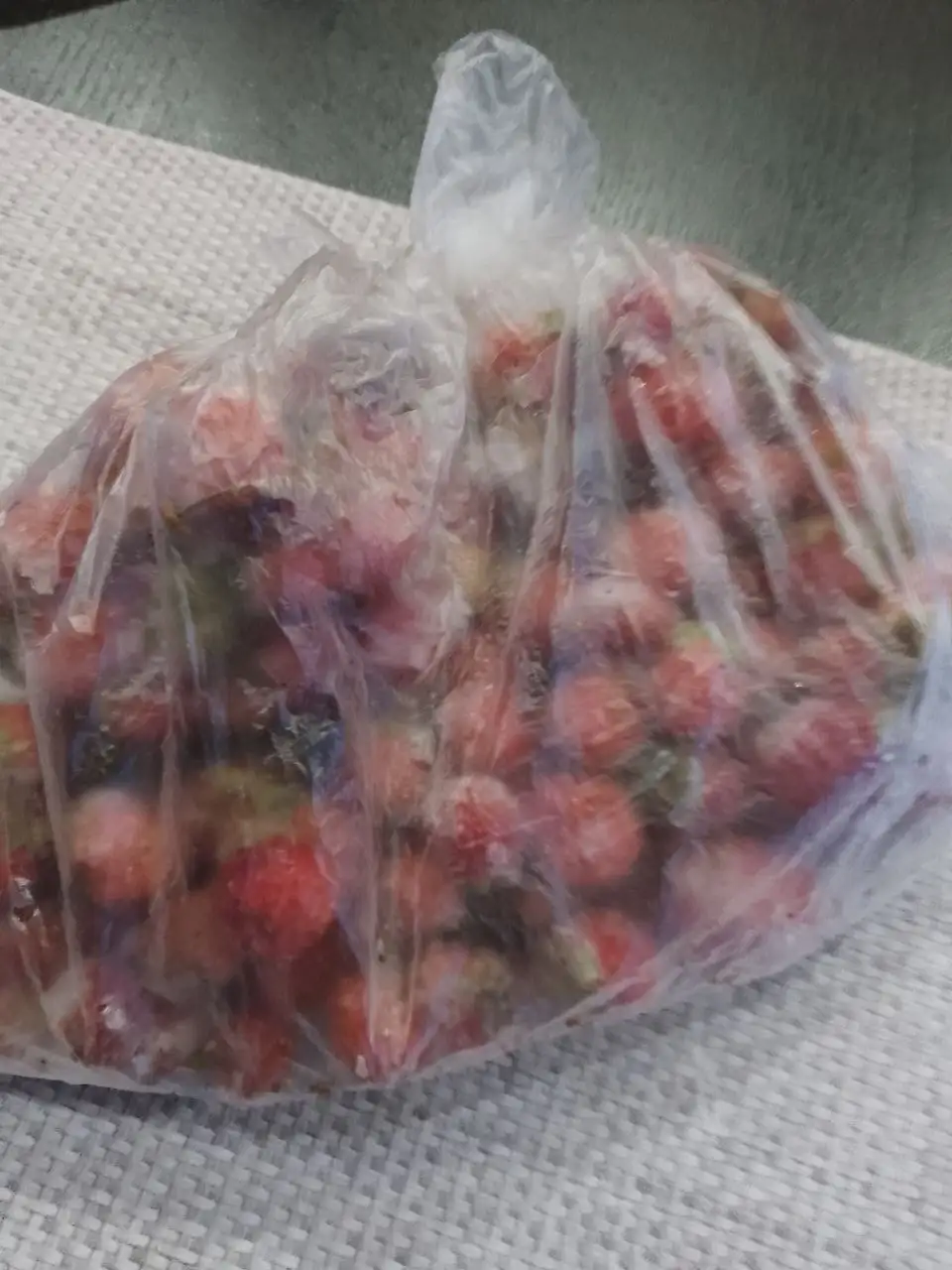 Мороженная малина и клубника с огорода - Хобби и отдых в Уфа