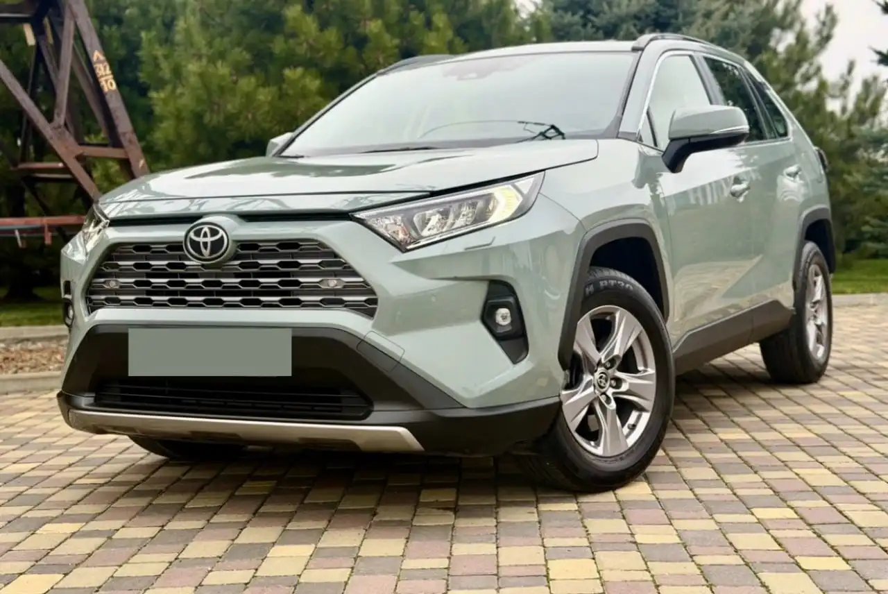 Toyota RAV4 2022 рестайлинг