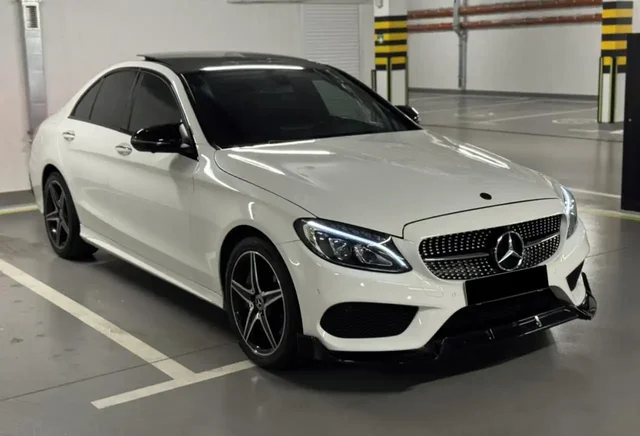 Mercedes-Benz C-Class 2018 с пробегом 93 км - Регистрационные знаки в Махачкала