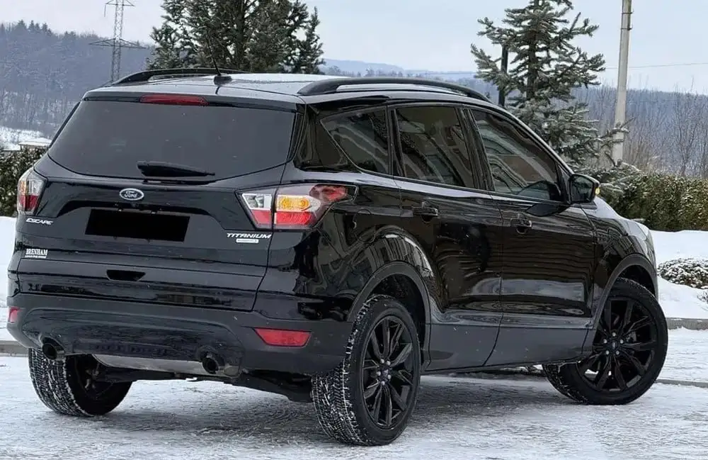 Ford Escape 2018 года, пробег 75 000 км - Кроссовер/внедорожник (Авто) в Махачкала