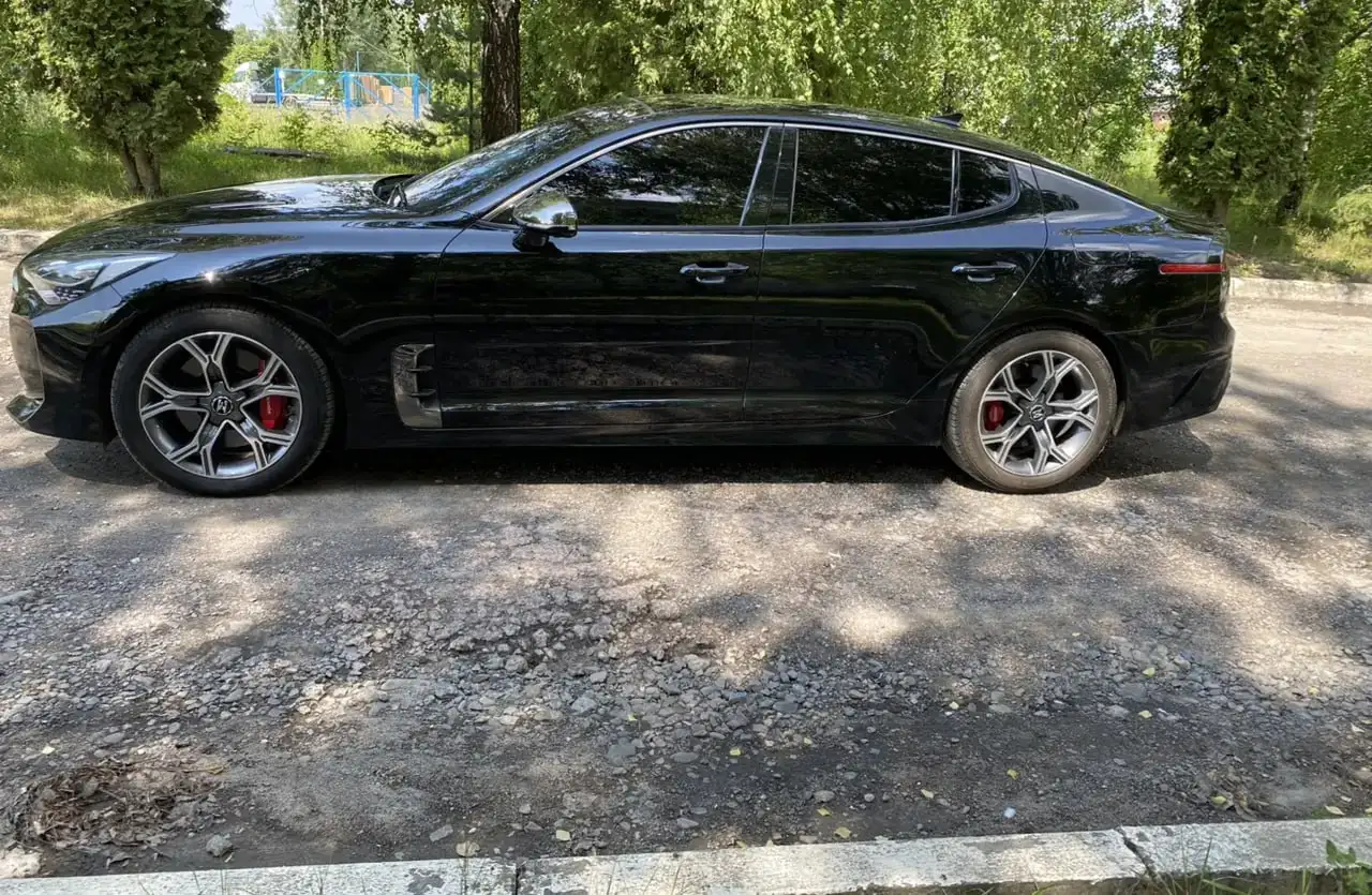 Kia Stinger 2018 года в отличном состоянии - Легковые автомобили (Авто) в Махачкала