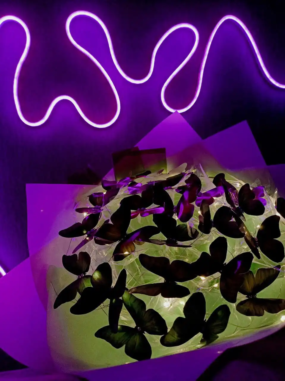 Светящийся букет из бабочек - Барахолка в Новоаннинский