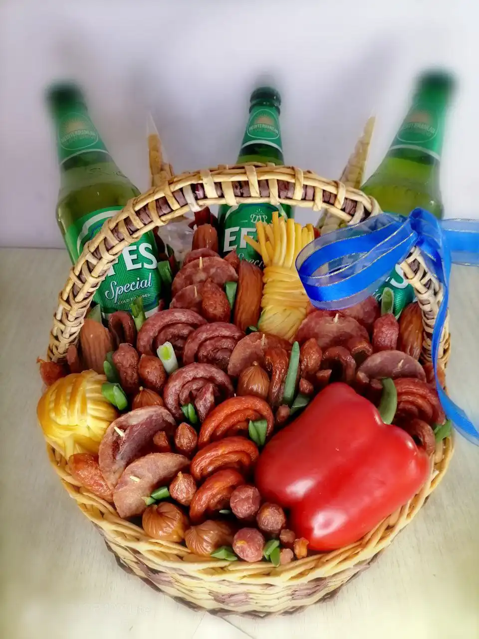 Съедобные букеты и пенные напитки к 23 февраля - Барахолка в Новоаннинский