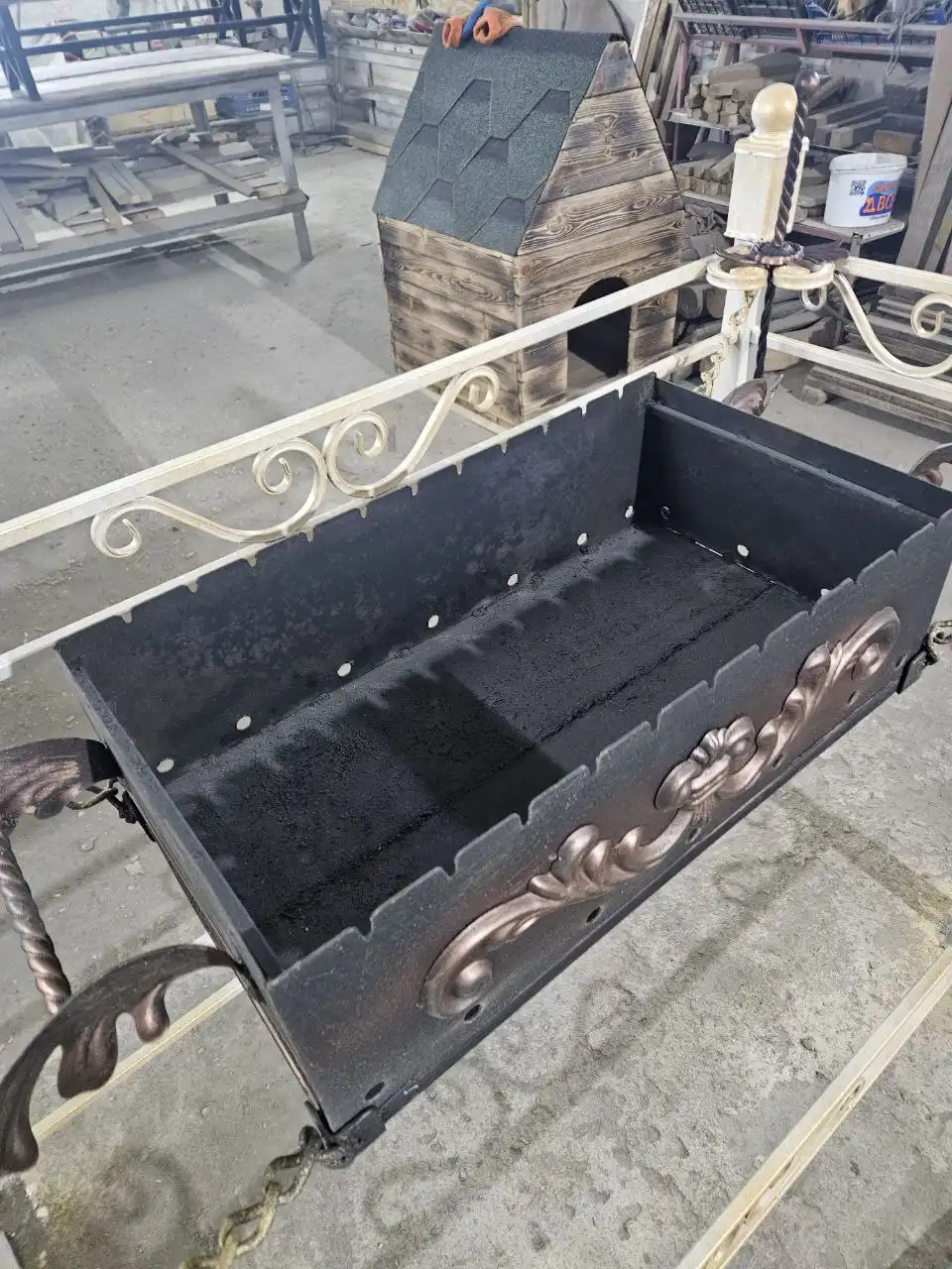 Продам мангал ручной работы - Барахолка в Новоаннинский