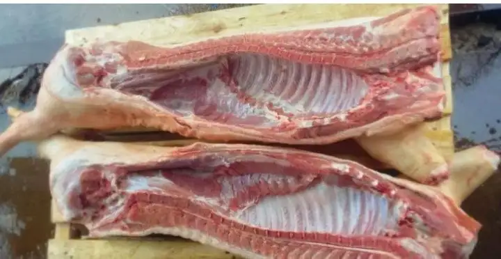 Продажа фермерской свинины в полутушах и четвертинках - Продукты питания (Барахолка) в Новоаннинский