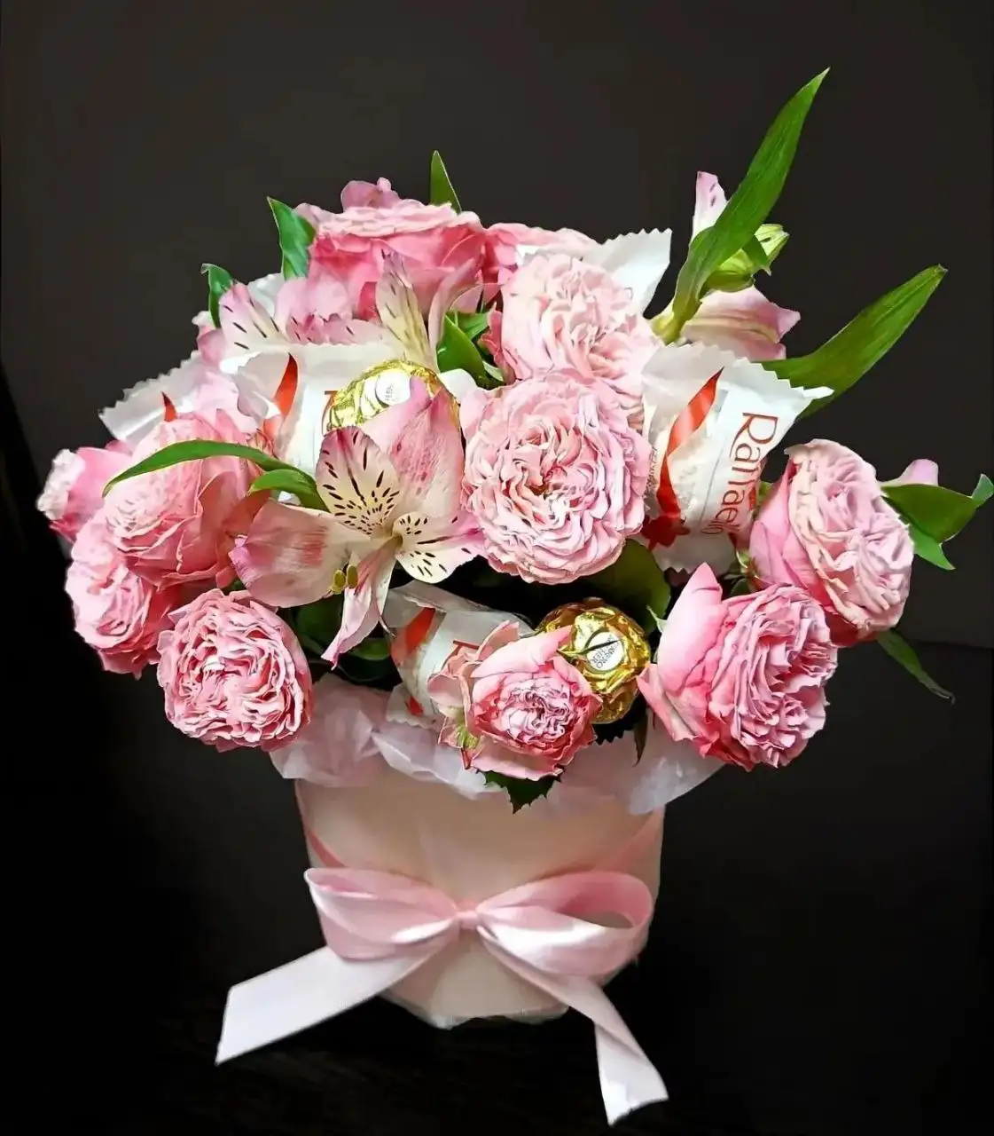 Волшебная шляпная коробочка с цветами и конфетами - Подарки (Барахолка) в Новоаннинский