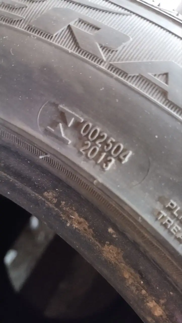 Продается летняя резина 205/55/R16 б/у - Шины и диски (Запчасти) в Новоаннинский