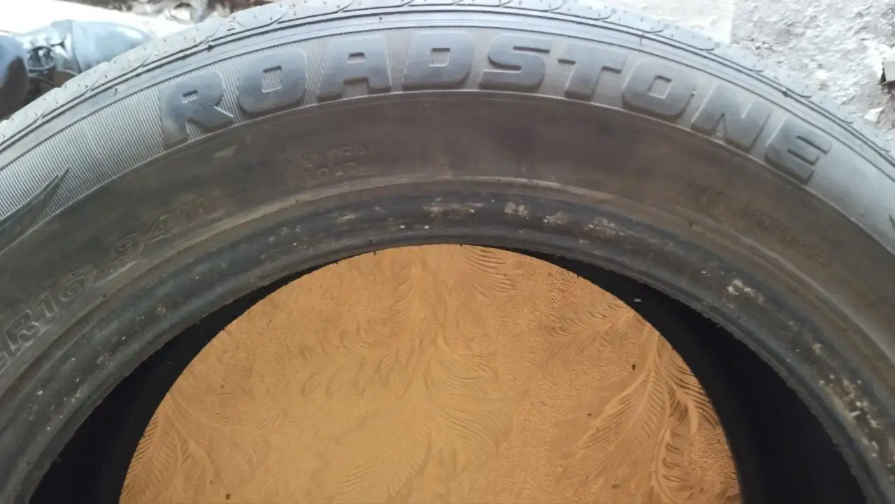 Продается летняя резина 205/55/R16 б/у - Шины и диски (Запчасти) в Новоаннинский