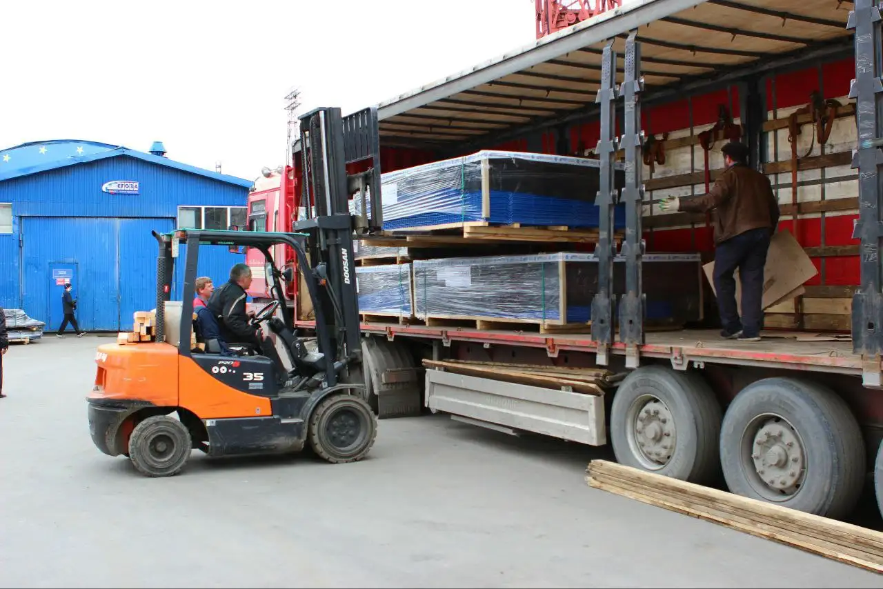 Услуги манипулятора - Вилочная кара - Грузоперевозки (Услуги) в Новоаннинский