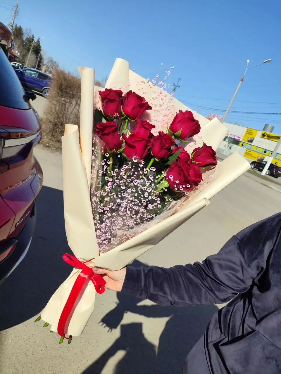 Цветы, шары и ростовые куклы с доставкой - Доставка цветов (Услуги) в Новоаннинский