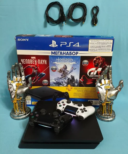 Продам PlayStation 4 Slim с дисководом и играми - Игровые консоли в Новоаннинский