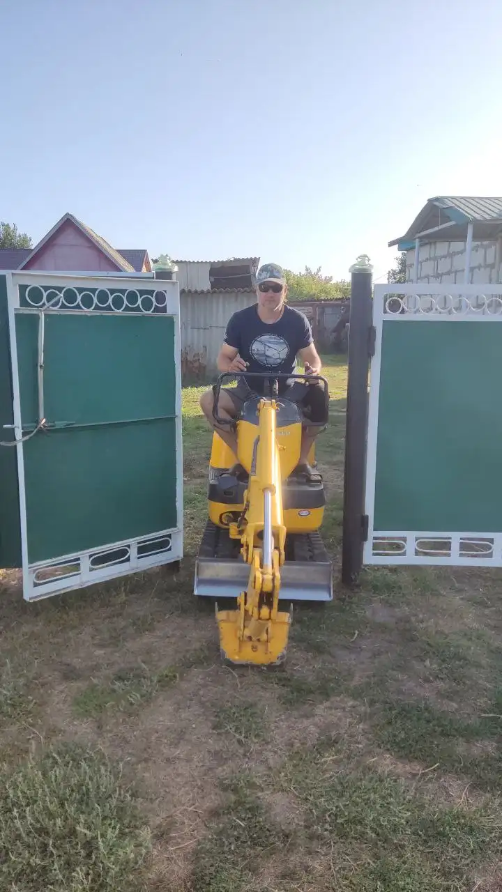 Услуги миниэкскаватора для копки ям и траншей - Строительные услуги (Услуги) в Новоаннинский