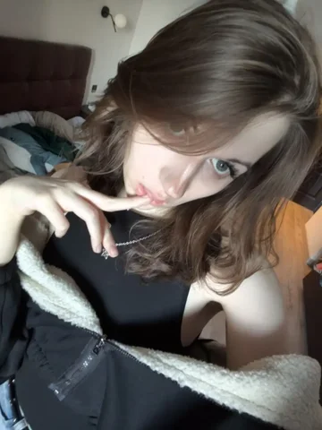 Продажа б/у товаров в Новоаннинском - Товары для детей в Новоаннинский