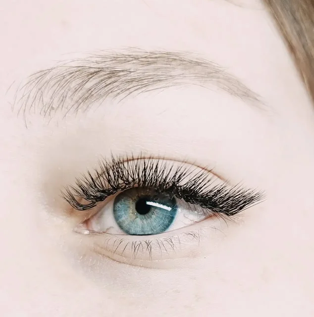 Наращивание ресниц в Новоаннинском - Мобильная связь в Новоаннинский