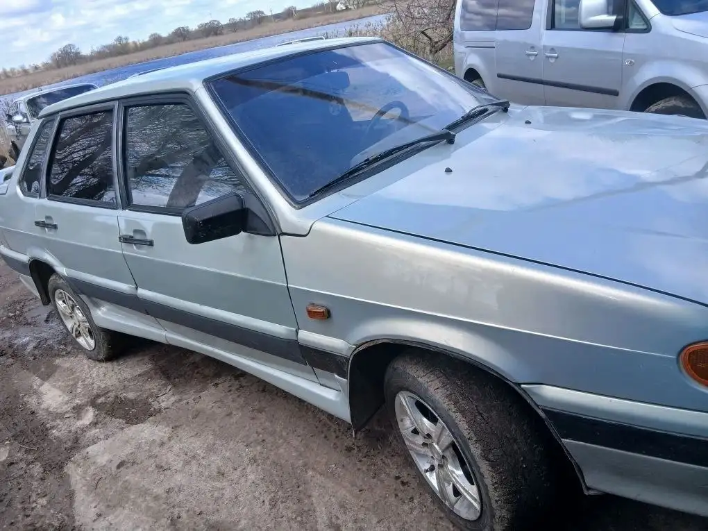 Продаю 2002 год - Авто в Новоаннинский