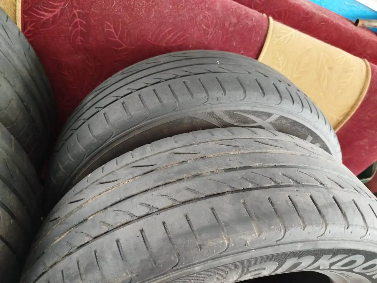 Продаётся летняя резина Hankook 205/65R16 - Шины и диски (Авто) в Новоаннинский