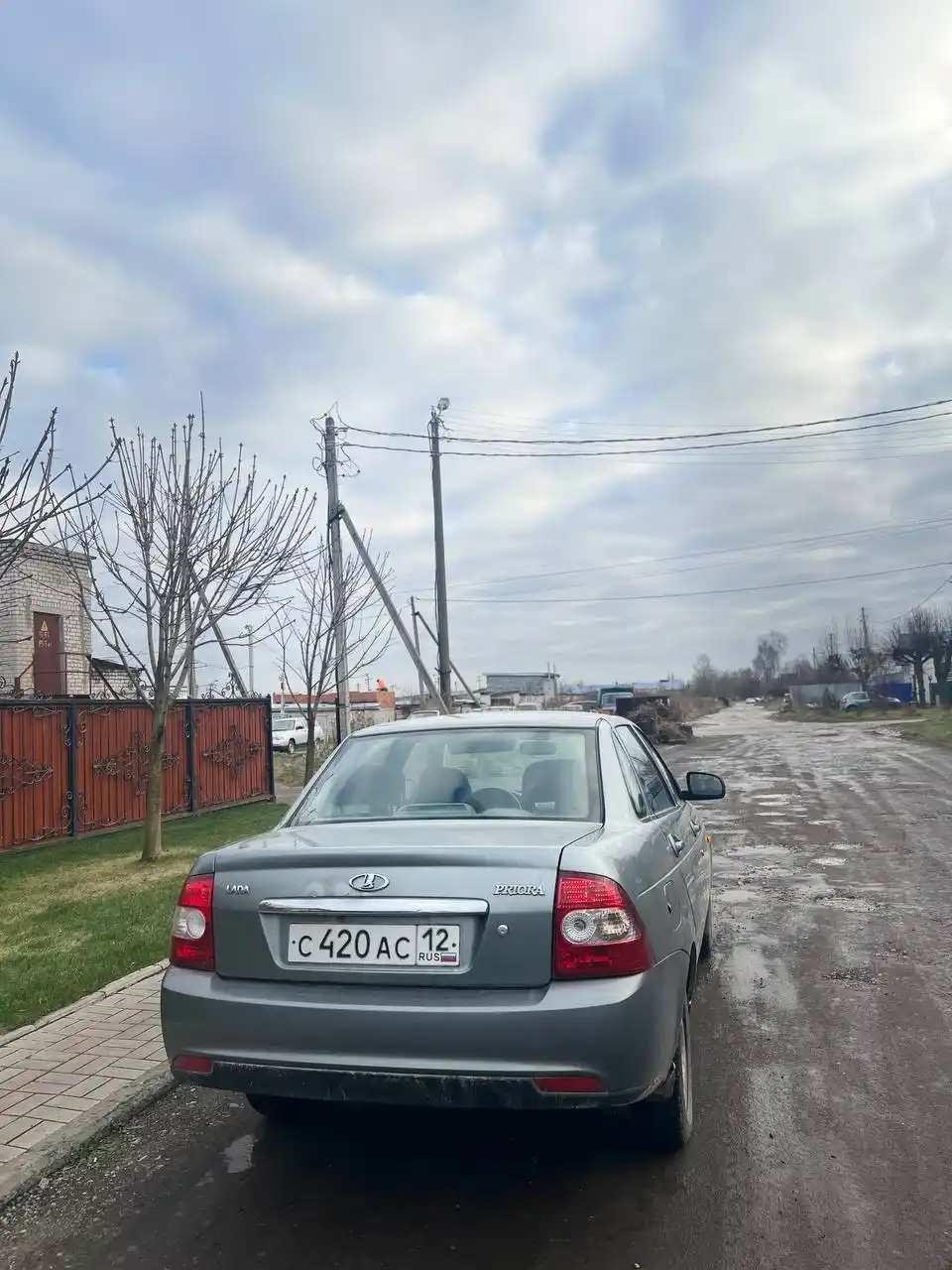 Продам Ладу Приору 2011 года