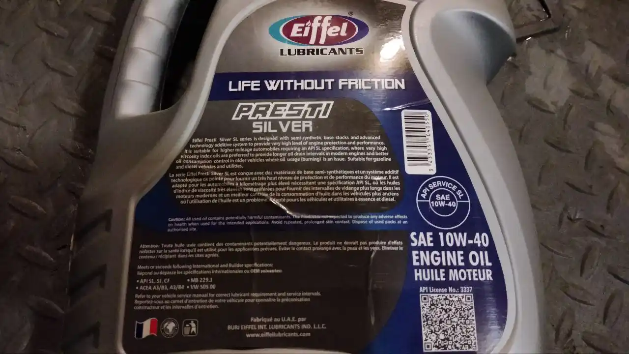 Продам масло 10w40 полусинтетика