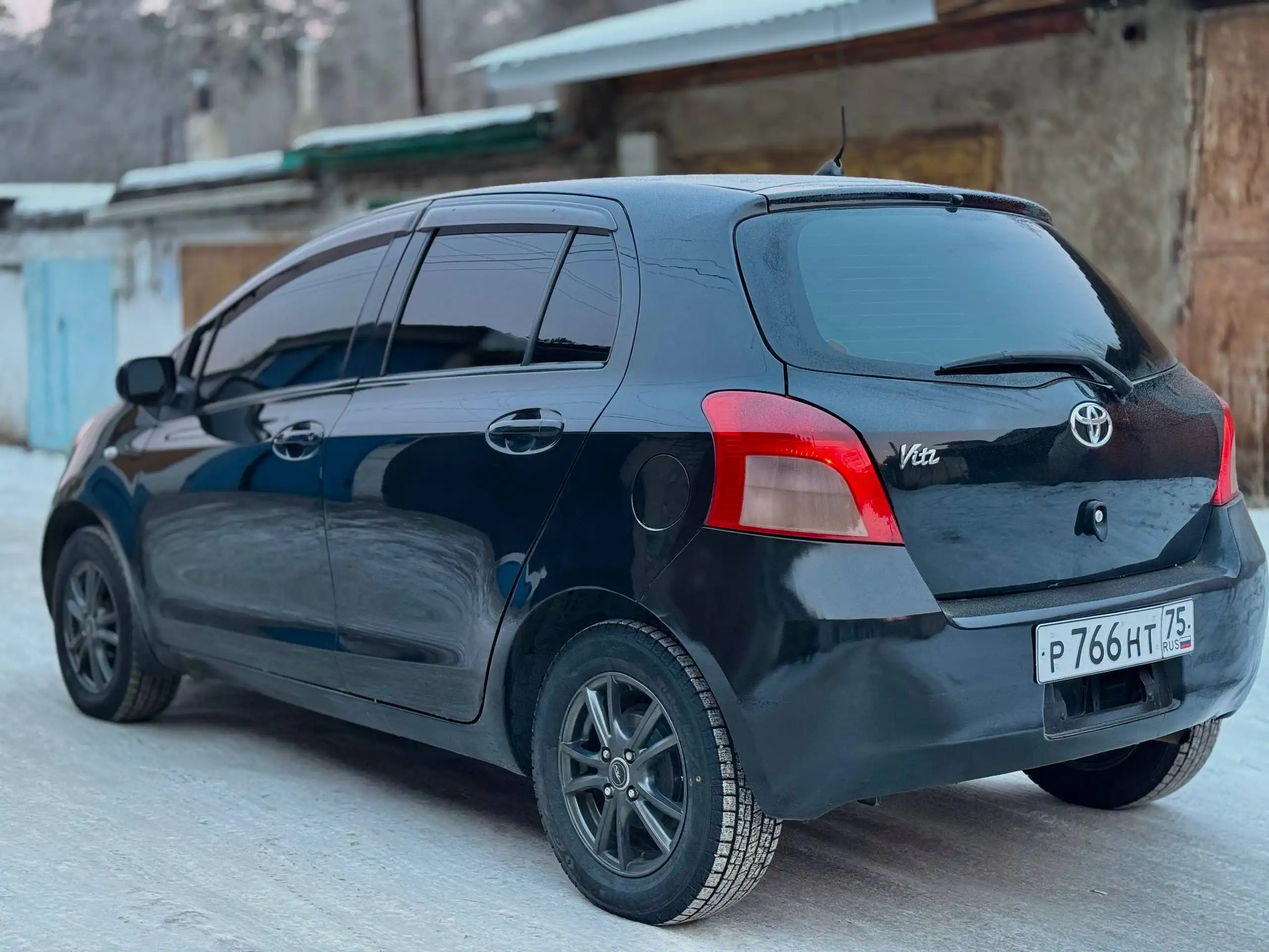 Продажа автомобиля 2005 года в Чите